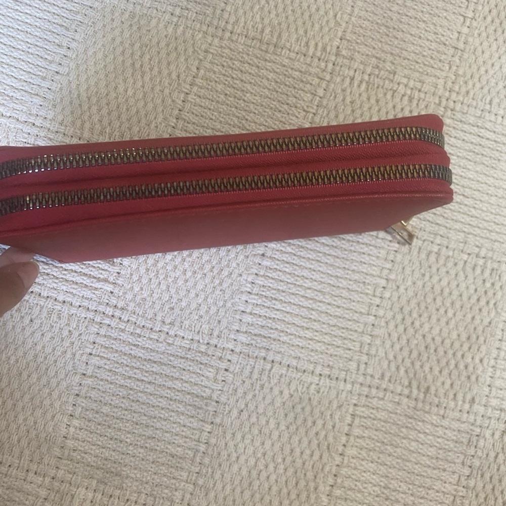 Red wallet - Picture 4 of 6
